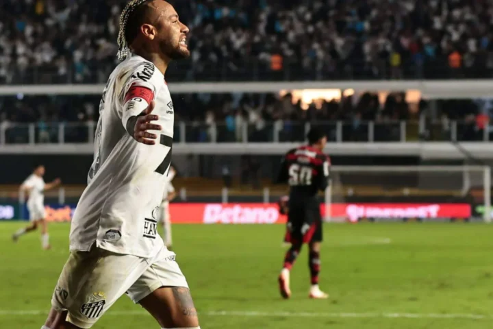 Neymar Meledak! Dua Gol Penalti Selamatkan Santos dari Dominasi Flamengo di Vila Belmiro