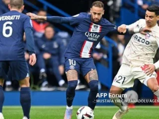 Persaingan Sengit Perebutan Takhta: PSG Kokoh di Puncak, Lille dan Verdonk Mulai Mengancam!
