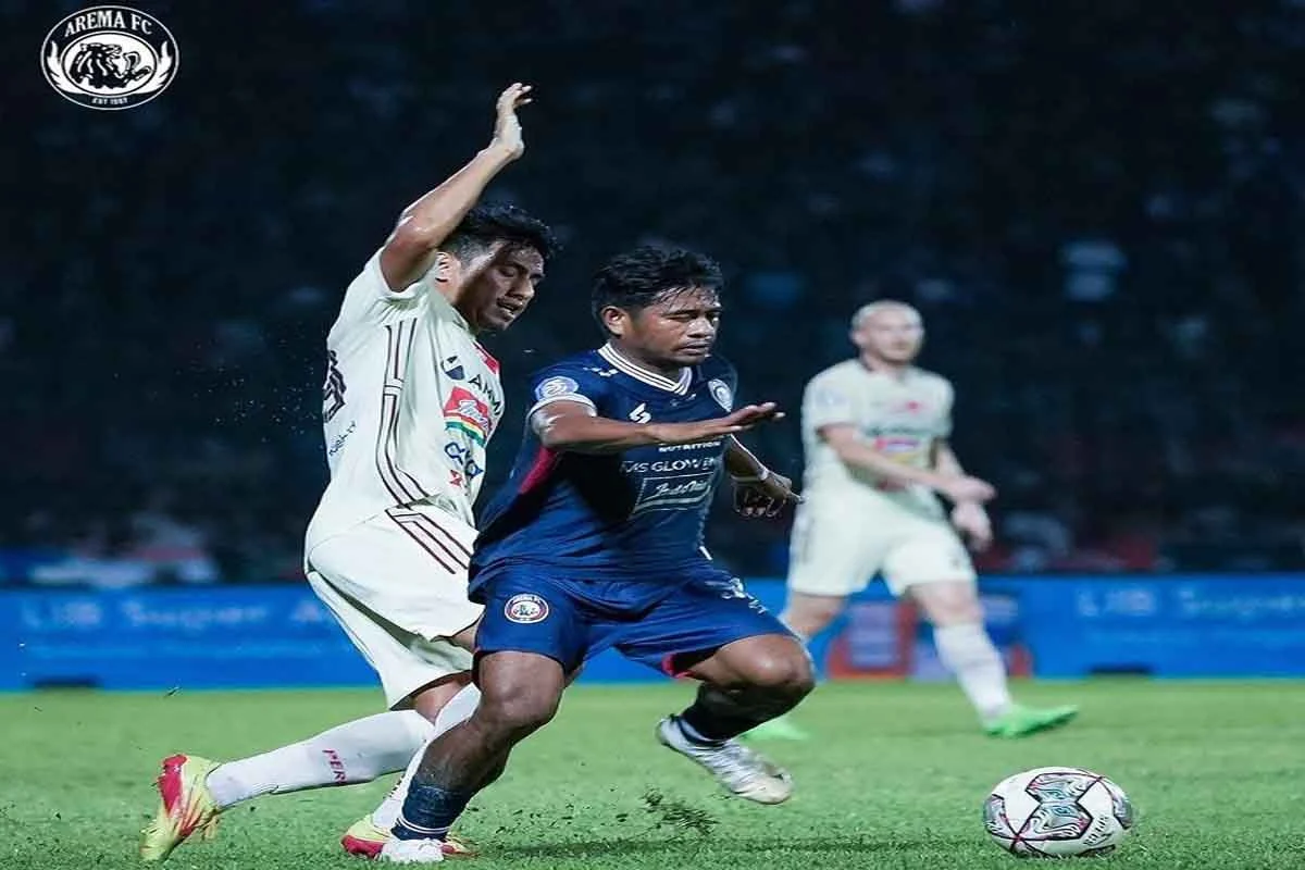 Persija Jakarta Bantai Arema FC 5-1: Kemenangan Besar di Tengah Badai Sanksi Suporter