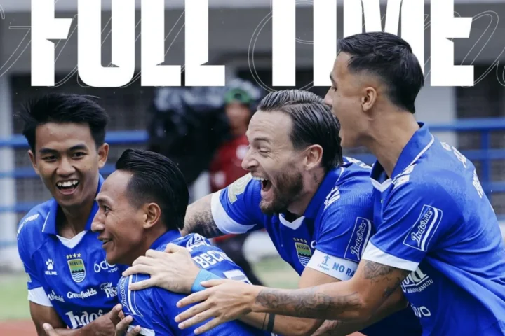 Persija Jakarta Memimpin Puncak, Persib Bandung Terlempar dari Persaingan Top Klasemen