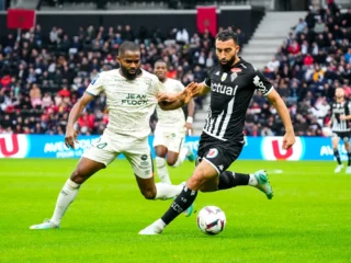 Pertahanan Kokoh! Lorient Perpanjang Tren Tak Terkalahkan Lewat Duel Sengit Lawan Angers