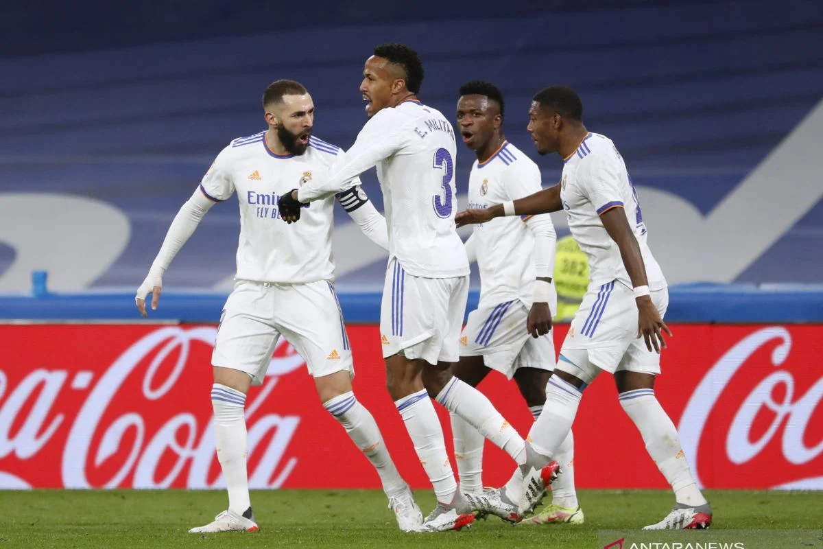 Real Madrid Mengamuk! Hancurkan Sevilla 4-1 dan Siap Tempur di El Clasico