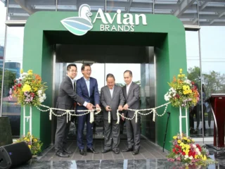 Sinyal Positif dari Avian: Robert Christian Tanoko Perkuat Kepemilikan Saham di Tengah Fluktuasi Pasar