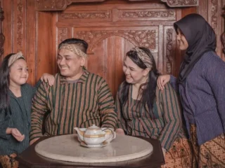 Sisi Lain Sang Legenda: Dari Keraguan Masa Kecil Hingga Momen Hangat Bersama Keluarga
