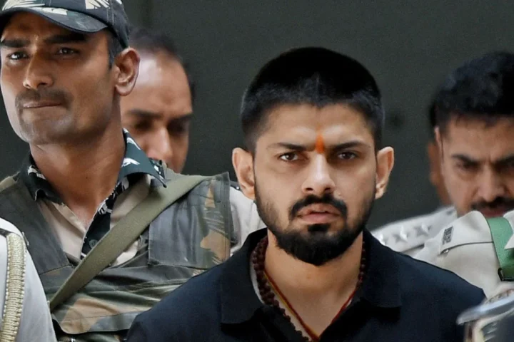 Teror Gangster Lawrence Bishnoi: Kronologi Penembakan Mobil Tiger Shroff dan Pembongkaran Jaringan Senjata