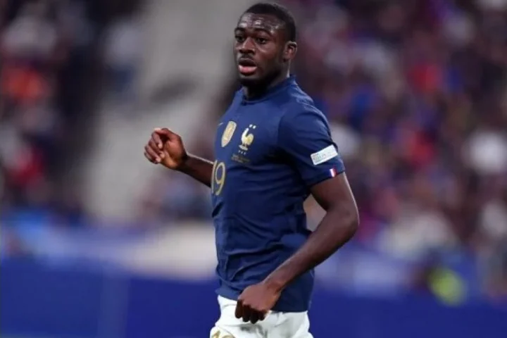 Youssouf Fofana: Antara Peran Vital di Sevilla dan Perjuangan Melawan Ekstremisme Sepak Bola