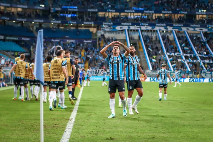 Grêmio Bangkit! Kalahkan Atlético Paranaense 2-0 dan Berhasil Keluar dari Zona Degradasi